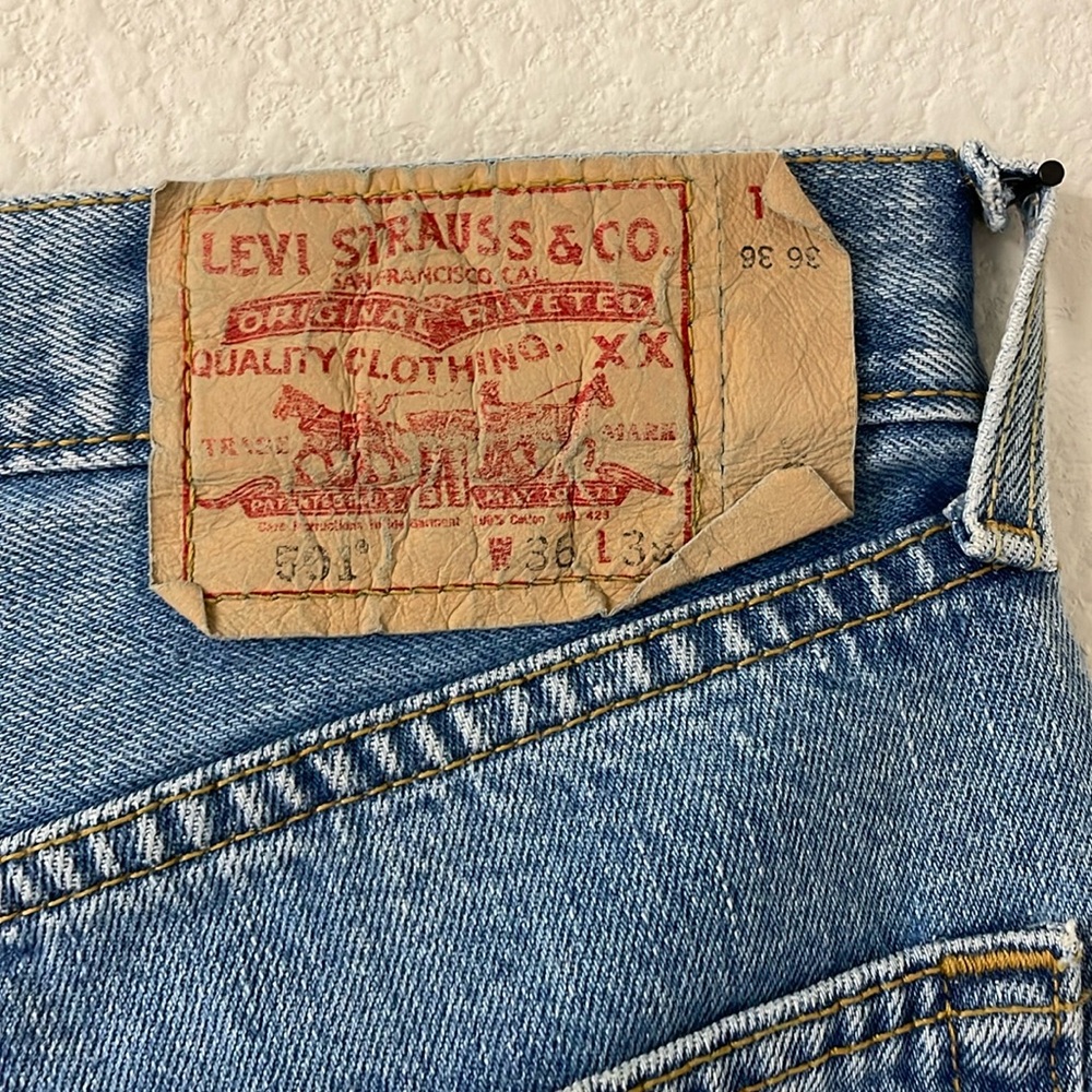 Classic 501’s Size W36 x L36 - Picture 3 of 11